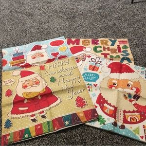 Santa 🎅🏼 throw pillow covers